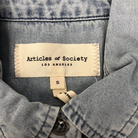 Articles Of Society Betty Boyfriend Lang Button Up Chambray Shacket Shirt - Picture 3 of 4